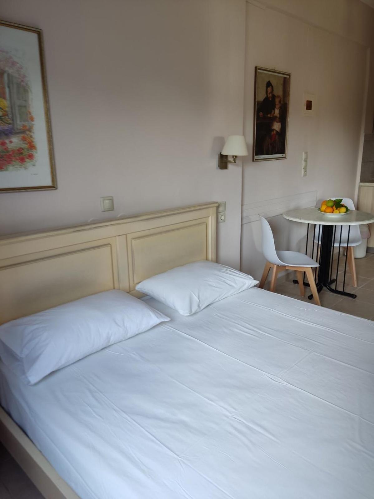 Anesis Village Studios And Apartments Лигия Экстерьер фото