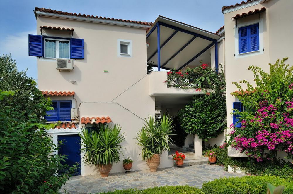 Anesis Village Studios And Apartments Лигия Экстерьер фото