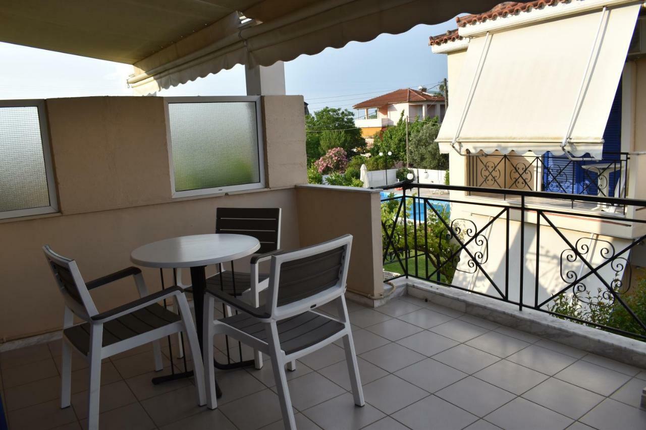 Anesis Village Studios And Apartments Лигия Экстерьер фото